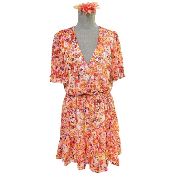 Laundry by Shelli Segal
Floral Ruffle Dress size 12 - Picture 5 of 14